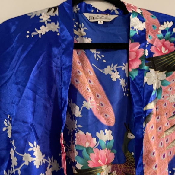 Blue & Pink peacock oriental soft silk Kimono robe large - Picture 2 of 5